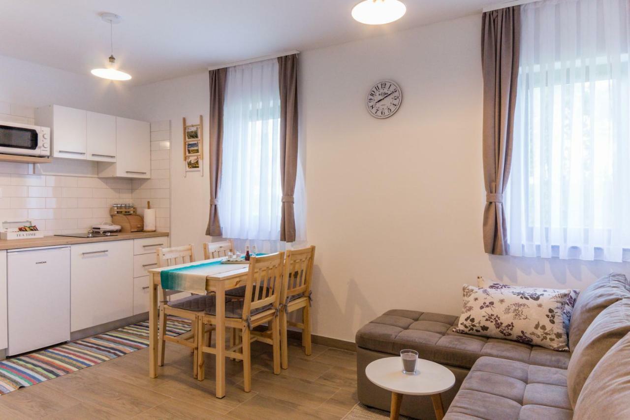 Holiday Home, Apartman Obajdin Slunj Eksteriør bilde